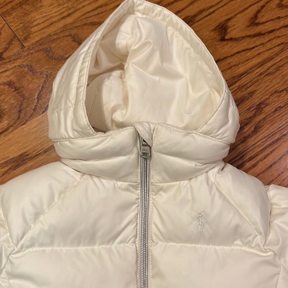 Ralph Lauren Girl’s White Puffer Size 12M - Picture 2 of 6